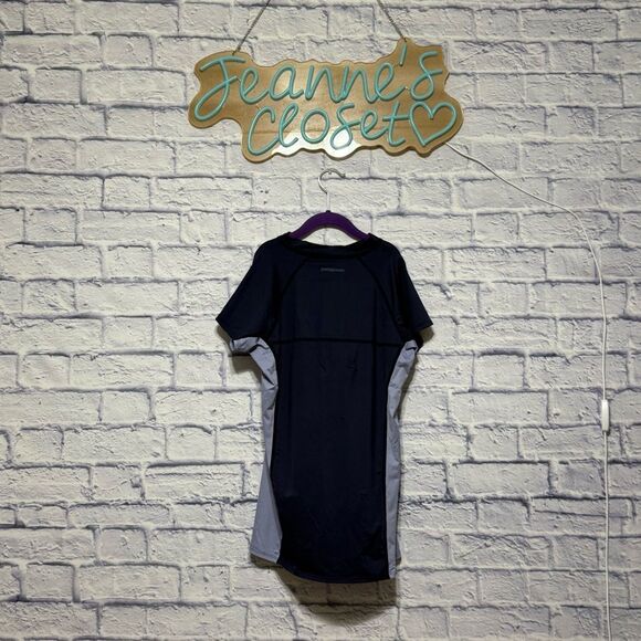 Patagonia MicroSwell Rashguard Women's M color NEO Navy - Picture 4 of 14